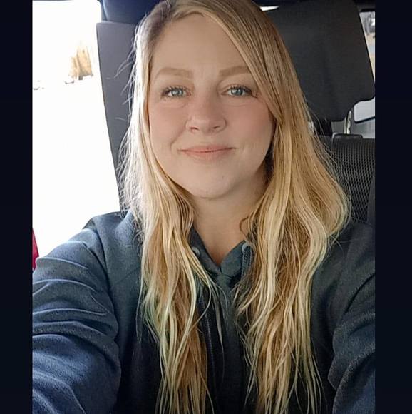 Meet the Posher Other - Meet your Posher, Melisa